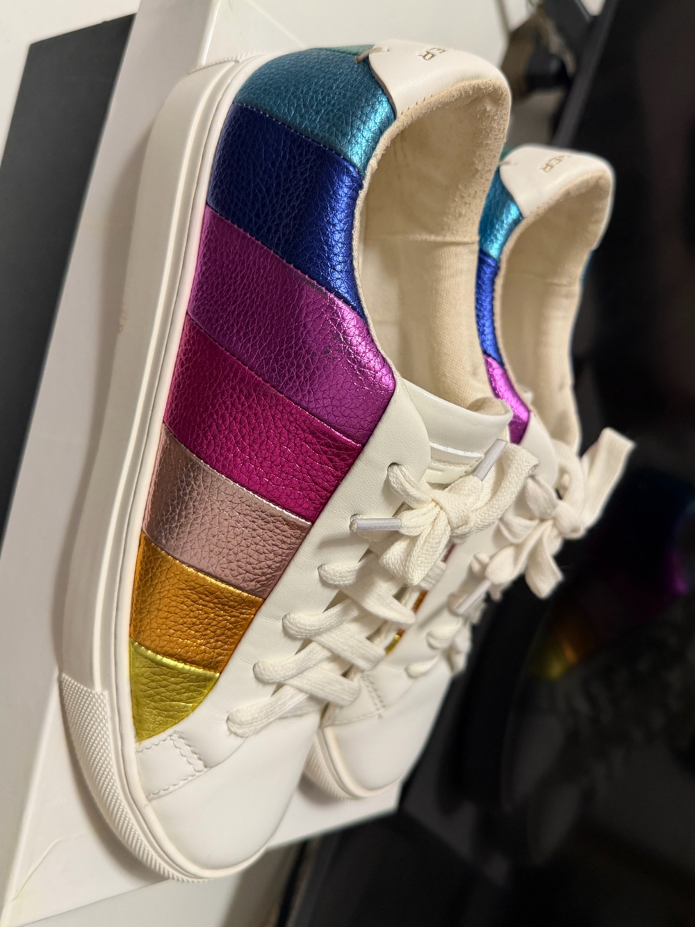 Kurt Geiger Sneakers White Leather Sneakers with Metallic Rainbow Panels